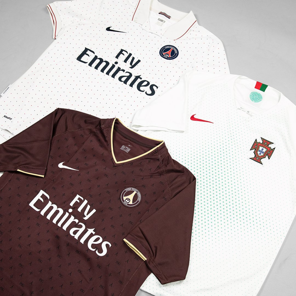 Reliving Football's Golden Era: The Allure of the PSG 2006/07 Away Kit on   - Soccer Jerseys, Shirts & Shorts